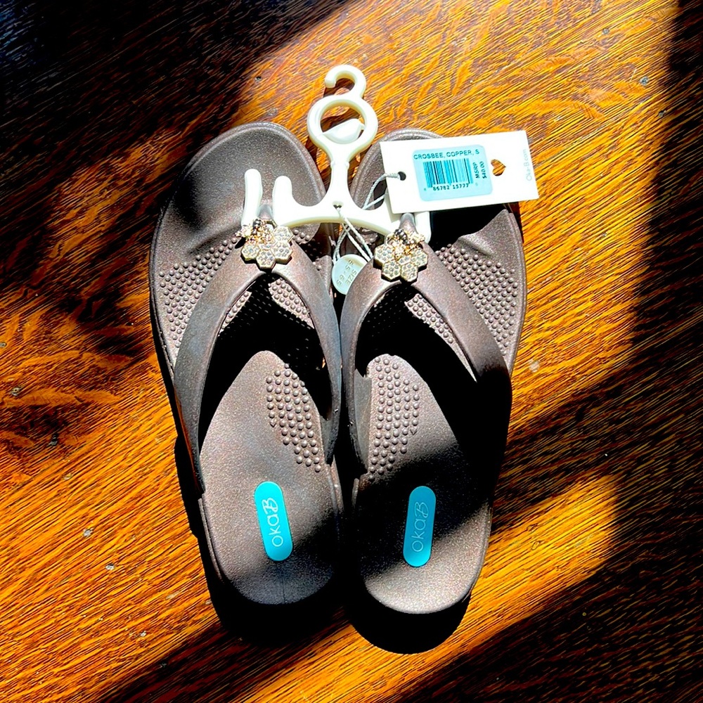 OKA b. thong sandals with honey bee embellishment